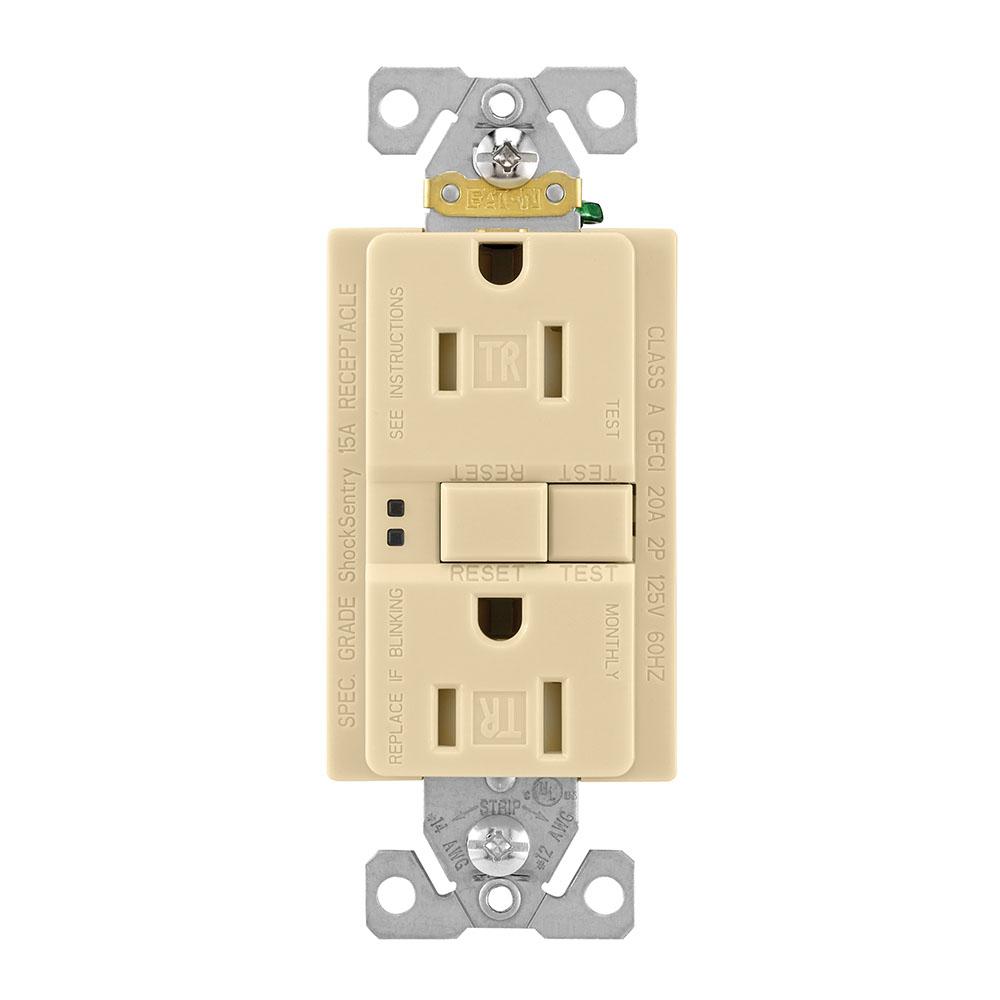 GFCI TR ST Duplex 15A125V 3PK NoWlplt IV