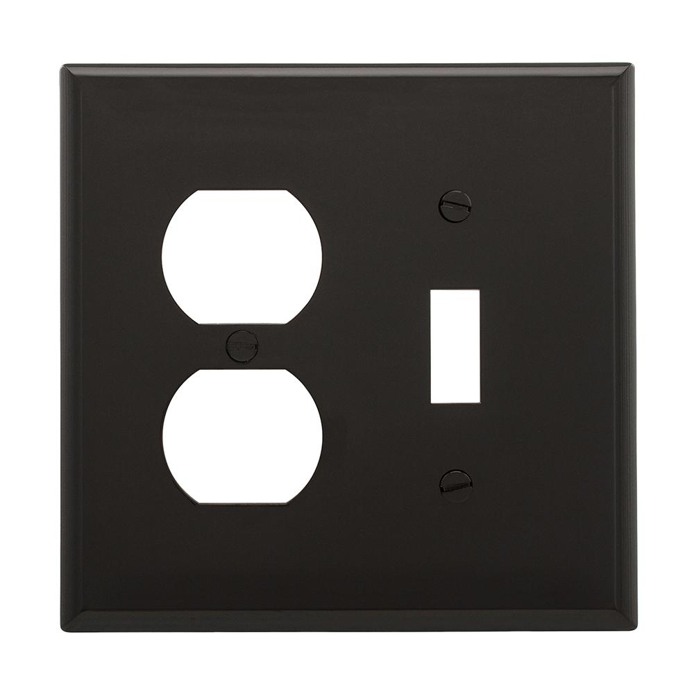Wallplate 2G Toggle/Duplex Poly Mid BK