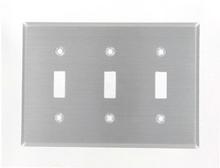 Leviton 83011 - 3G 3SW PLT